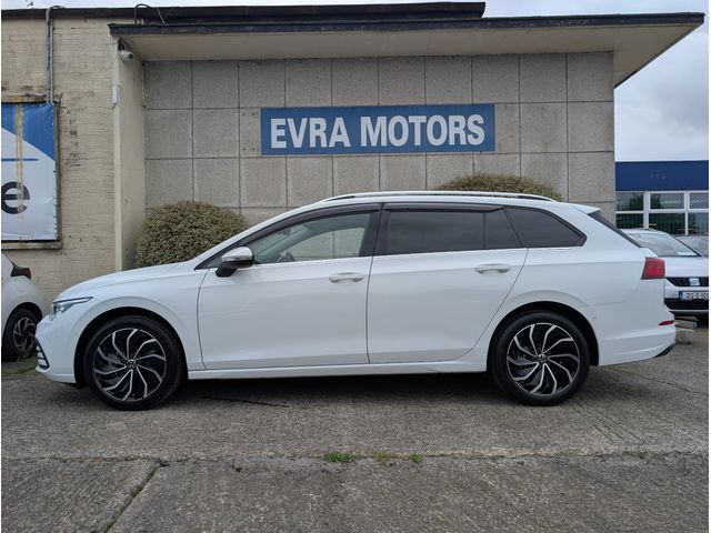 Image for 2023 Volkswagen Golf ESTATE ACTIVE ADVANCE AUTOMATIC 2.0 DIESEL //HIGH SPEC//HEATED SEATS AND STEERING WHEEL//REVERSE CAMERA//KEYLESS ENTRY//HEAD UP DISPLAY//ADAPTIVE CRUISE CONTROL//