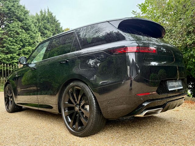 Image for 2024 Land Rover Range Rover Sport DYNAMIC SE P460e Black Pack