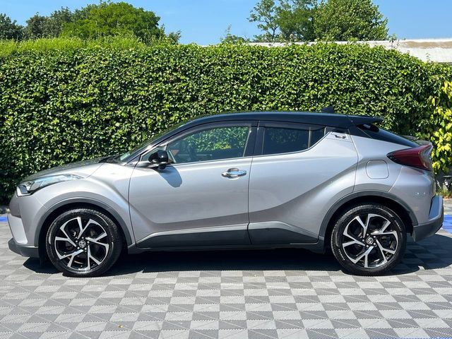 Image for 2019 Toyota C-HR 1.8 HYBRID AUTO // HALF LEATHER INTERIOR // LANE ASSIST // DIAMOND CUT ALLOYS