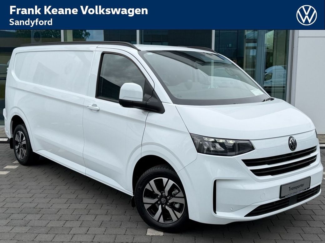 Image for 2026 Volkswagen Transporter HIGHLINE AUTO 150BHP LWB *PRE REG SALE* *BLACK ROOF RAILS* *TRAILER HITCH PREPARATION* *HEATED SEATS* *KEYLESS ENTRY* *APPLE CARPLAY/ANDROID AUTO* *REAR VIEW CAMERA* *FRONT AND REAR PARKING SENSORS*