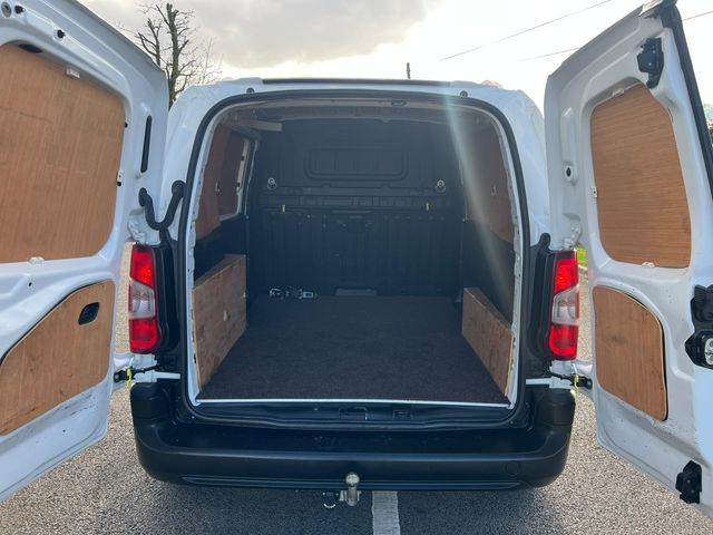 Image for 2021 Citroen Berlingo LX 1.5 Bluehdi 75 S&S 650KG M