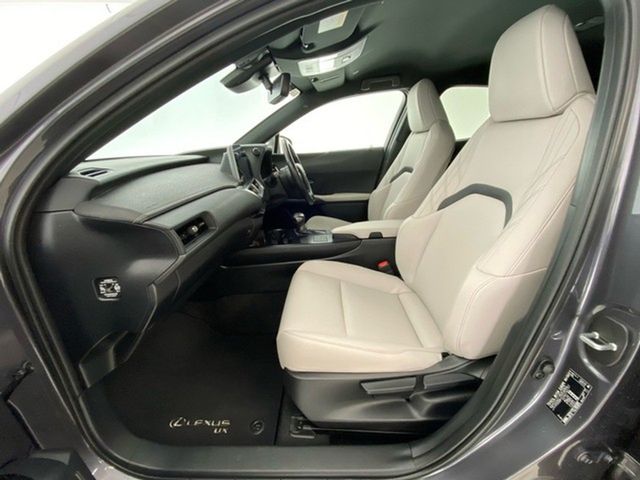 Image for 2023 Lexus UX 250H Dynamic