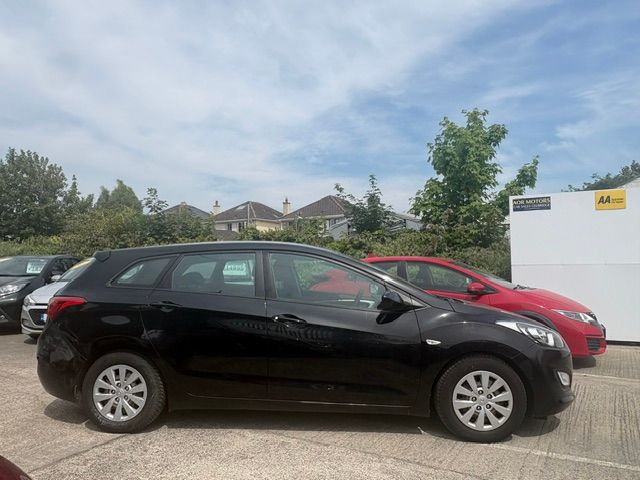 Image for 2017 Hyundai i30 S B/D 5DR ESTATE 