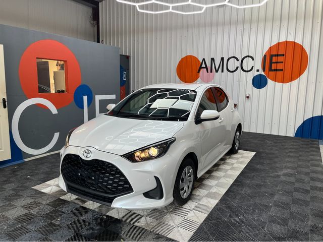 Image for 2024 Toyota Yaris YARIS AUTOMATIC 1.0 PETROL / 7k KMs / REVERSE CAMERA & MORE