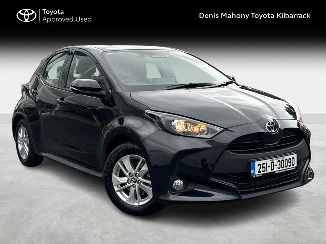 Image for 2025 Toyota Yaris HYBRID LUNA 3 YEARS FREE SERVICING