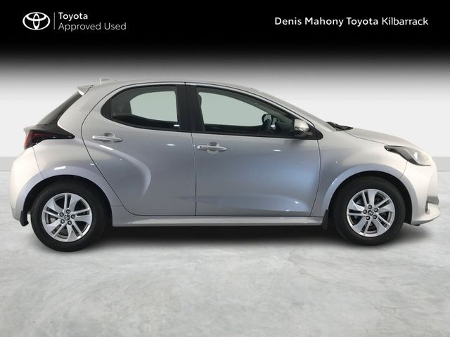 Image for 2022 Toyota Yaris 1.0 LUNA