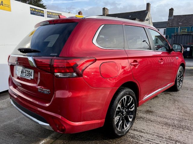 Image for 2016 Mitsubishi Outlander Automatic PHEV 