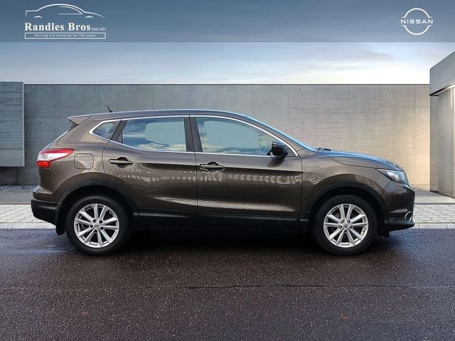 Image for 2015 Nissan Qashqai 1.2 PET SV
