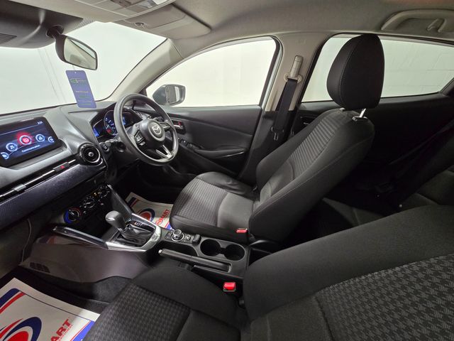 Image for 2019 Mazda Demio 1.5 Automatic, Reversing camera