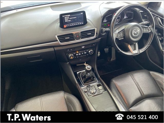Image for 2018 Mazda Mazda3 2.2 D - GT - BLACK LEATHER INTERIOR - BOSE SOUND SYSTEM - SAME DAY FINANCE APPROVAL