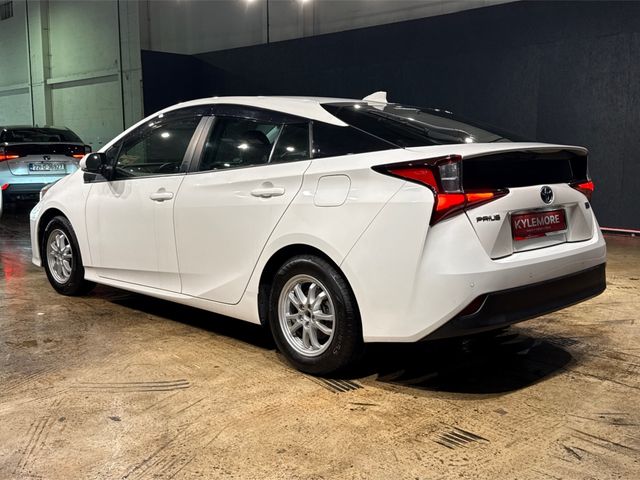 Image for 2022 Toyota Prius 1.8 HYBRID - AUTOMATIC - ALLOY WHEELS - MULTI FUNCTION STEERING WHEEL - CRUISE CONTROL - REVERSE CAMERA 