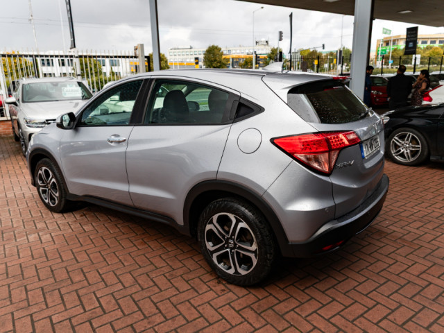Image for 2017 Honda HR-V 1.5 I VTEC ES 5DR ESTATE // 1 IRISH OWNER WITH ONLY 82, 000KMS // WELL WORTH VIEWING / GREAT VALUE FOR MONEY // BUY WITH CONFIDENCE AA AND SIMI APPROVED DEALER 2025 // FINANCE ARRANGED // ALL TRADE IN