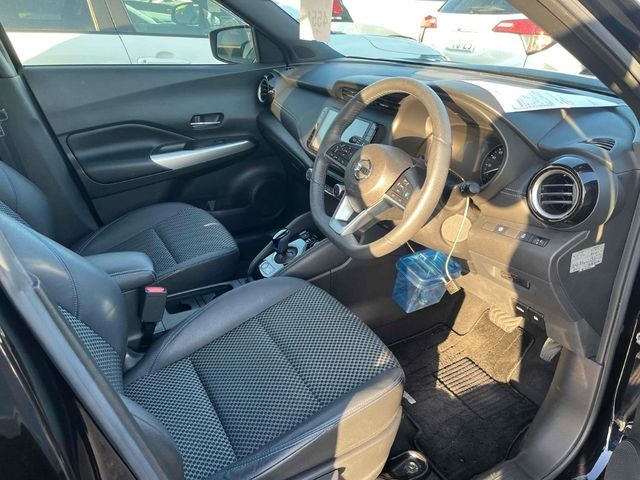 Image for 2021 Nissan Kicks 1.2 HYBRID SUV - BLACK HALF LEATHER - PROPILOT - FACTORY ALLOYS - CRUISE CONTROL - 360 CAMERA