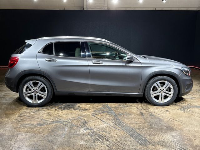 Image for 2016 Mercedes-Benz GLA Class 1.6 AUTOMATIC - REVERSE CAMERA - CRUISE CONTROL - A/C - HEATED SEATS - TAILGATE - AMG GRILL