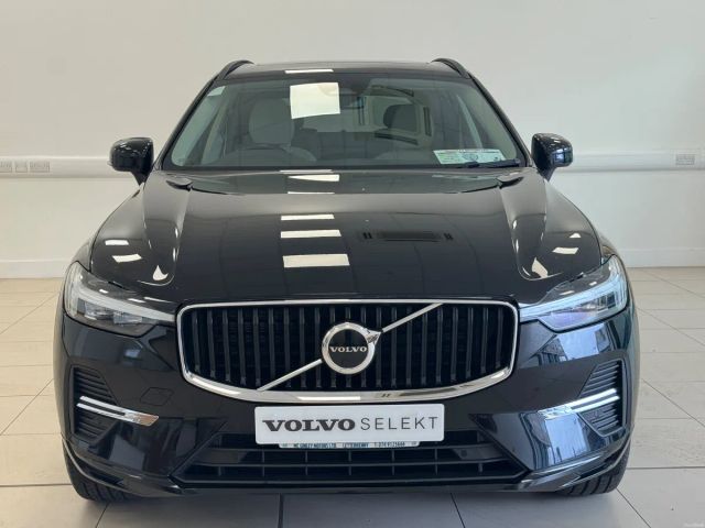 Image for 2022 Volvo XC60 B4 MOM 5DR Auto