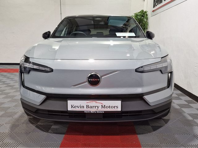 Image for 2024 Volvo EX30 SM *EXTENDED RANGE* PLUS (69KWH BATTERY) AUTOMATIC **ONE OWNER / TOP SPEC / 19" ALLOYS / PILOT ASSIST / HALF LEATHER / HEATED FRONT SEATS & STEERING WHEEL / WIRELESS PHONE CHARGING / VOLVO WARRANTY**