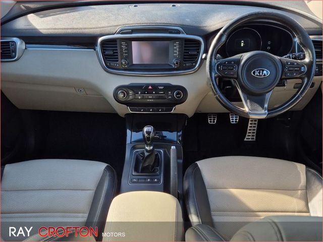 Image for 2017 Kia Sorento Platinum 2WD