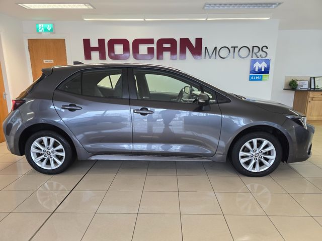 Image for 2024 Toyota Corolla Hybrid Luna Automatic