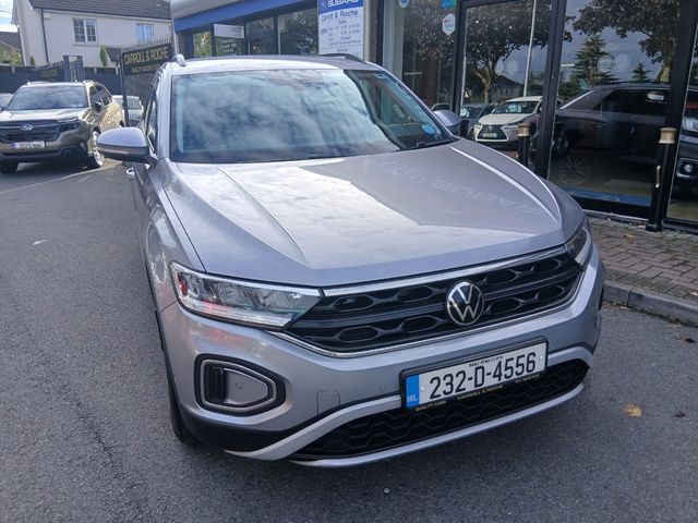 Image for 2023 Volkswagen T-Roc 2.0 TDI MANUAL 6SPEED FWD 116HP 5DR