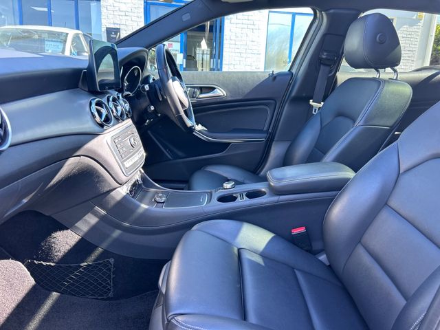 Image for 2019 Mercedes-Benz GLA Class 2019 MERCEDES GLA 220 PETROL PREMIUM 4 MATIC 4WD AUTO