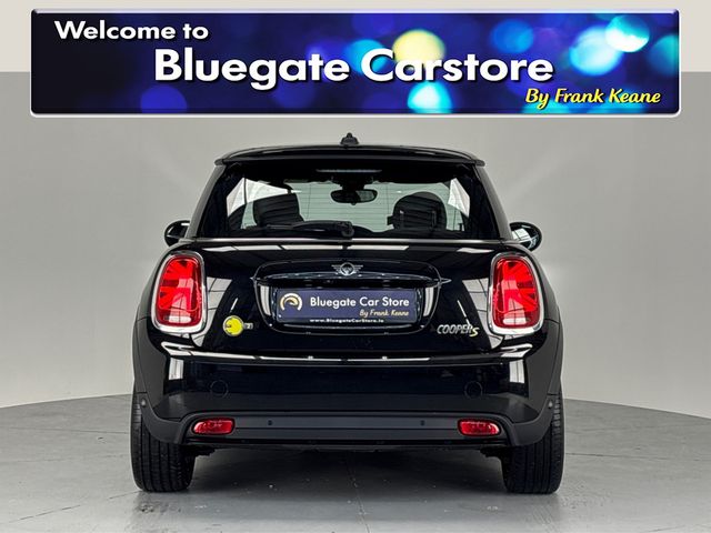 Image for 2022 Mini Cooper ELECTRIC LEVEL 2**HEATED SEATS**DIGITAL DASH**TOUCHSCREEN BLUETOOTH MEDIA**CRUISE CONTROL**DUAL CLIMATE**KEYLESS START**MULTIFUNCTIONAL STEERING WHEEL**REVERSE CAMERA**PARKING SENSORS**DRIVE MODES**