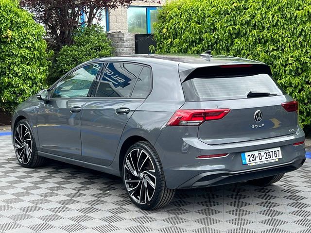 Image for 2023 Volkswagen Golf R-LINE PACK 1.0 TSI HYBRID // NEW 19" R-LINE ALLOYS // DIGITAL CLUSTER // ADAPTIVE CRUISE CONTROL