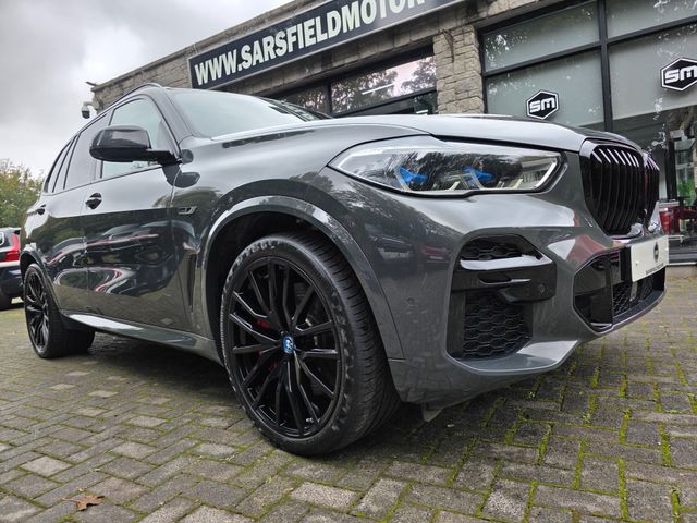 Image for 2023 BMW X5 XDRIVE45E M SPORT. DRAVIT GREY. SKY LOUNGE. TECH PACK. PRO PACK. COMFORT PACK. SIMI. AA APPROVED.