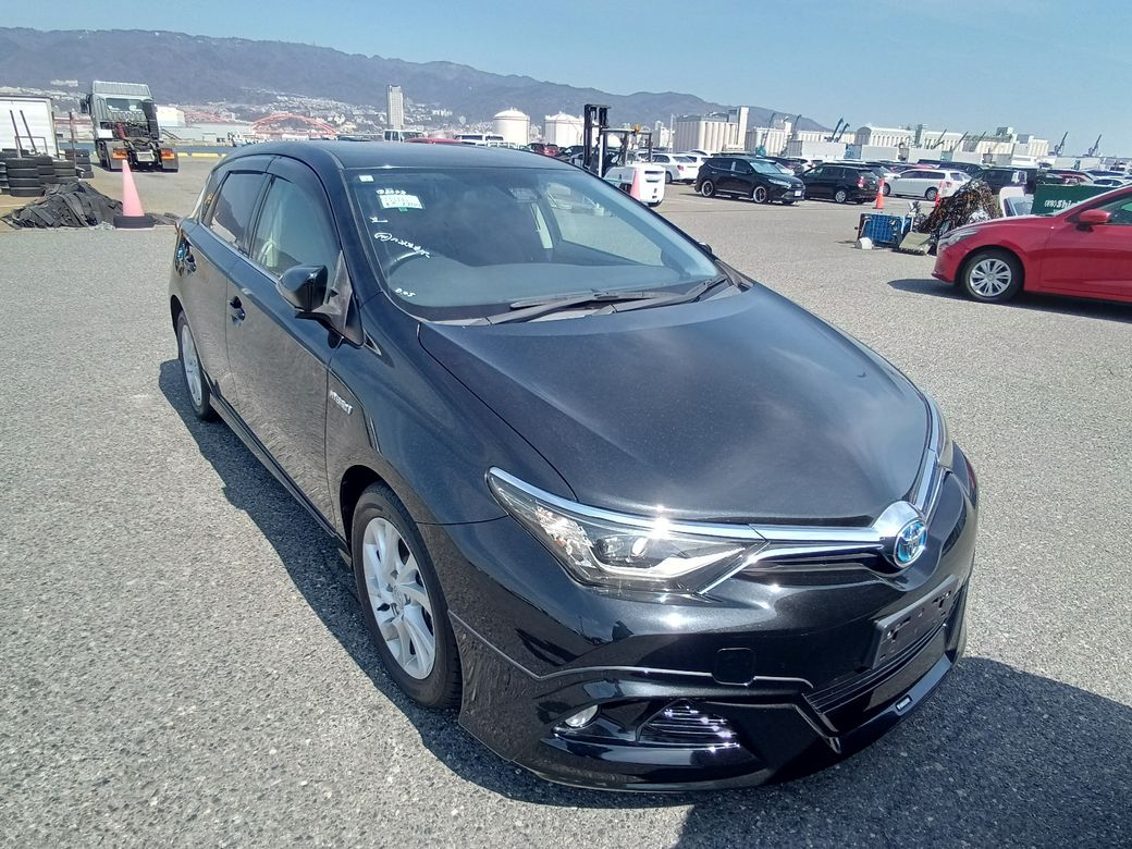 Image for 2017 Toyota Auris Hybrid 