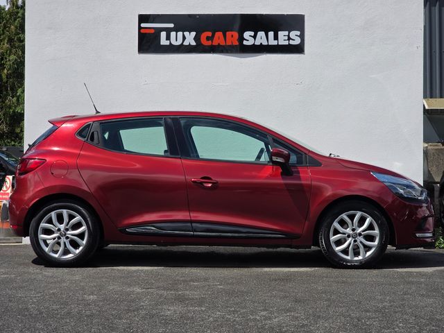 Image for 2019 Renault Clio 0.9 TcE DYNAMIQUE NAV // SAT NAV // BLUETOOTH // CRUISE CONTROL