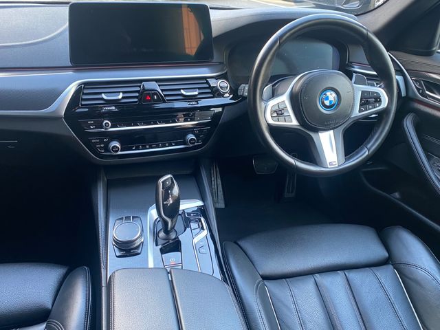 Image for 2024 BMW 5 Series Touring 530e M-Sport Pro Auto (PHEV)