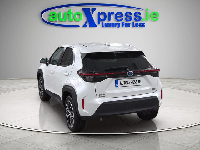 Image for 2024 Toyota Yaris Cross 1.5 HYBRID Z, Ultra Low mileage, Distinctive Two-Tone Interior