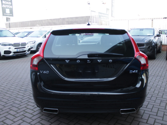 Image for 2018 Volvo V60 2.0 D4 5DR ESTATE AUTOMATIC 