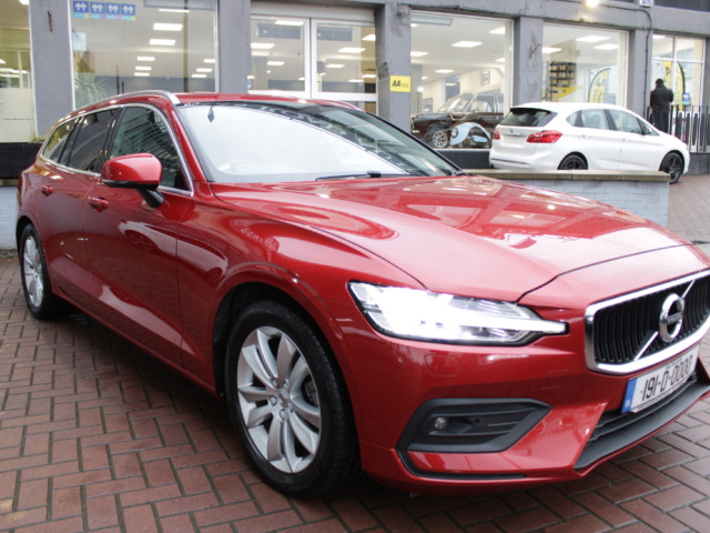 Image for 2019 Volvo V60 2.0T5 MOMENTUM EDITION 5DR ESTATE AUTOMATIC // VERY RARE CAR WITH HUGE SPEC // BUY WITH CONFIDENCE AA AND SIMIM APPROVED DEALER 2026 // FINANCE ARRANGED // ALL TRADFE INS WELCOM E // 