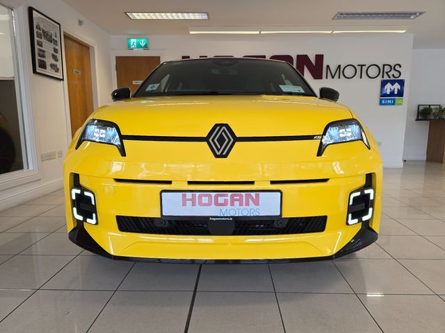 Image for 2025 Renault 5 Iconic Five 52kWh 150BHP * Best Range & Spec * Safety Pack Plus * 