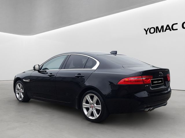 Image for 2017 Jaguar XE 2.0D PORTFOLIO ALL WHEEL DRIVE 180BHP AUTO -- EXCELLENT CONDITION -- HIGH SPEC