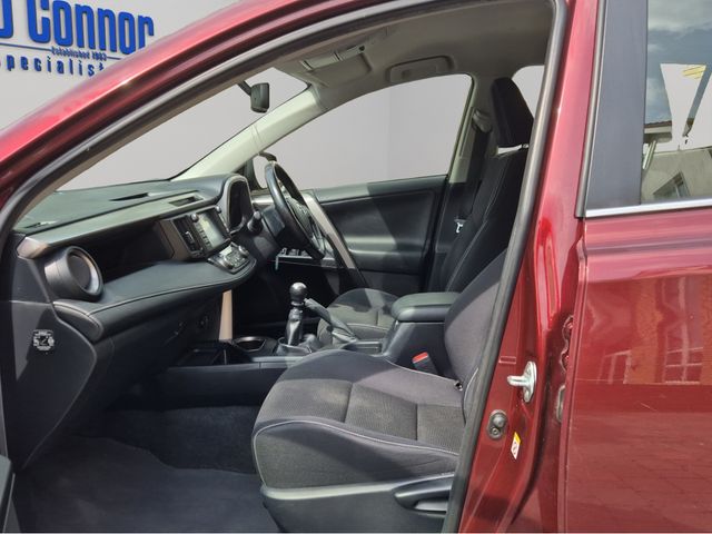 Image for 2016 Toyota Rav4 RAV4 2.0 D-4D LUNA * LOW KILOMETERS * SERVICE HISTORY * 