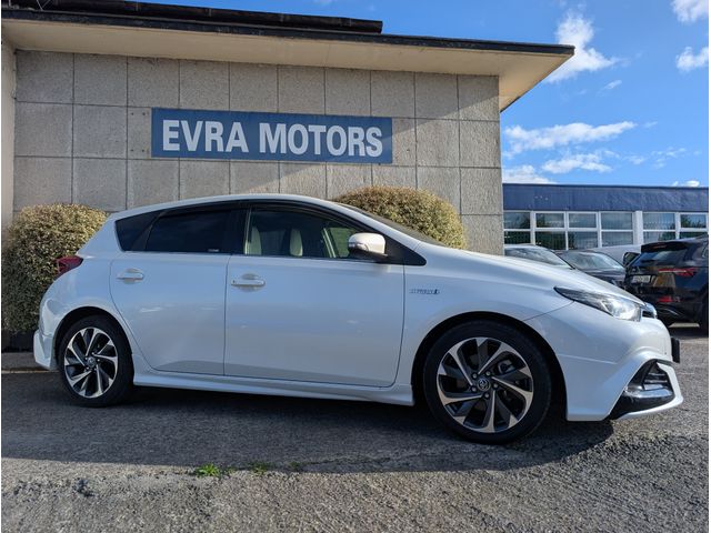 Image for 2016 Toyota Auris G MODELLISTA HYBRID AUTOMATIC 1.8 PETROL //LOW MILES//HIGH SPEC//FULL LEATHER//HEATED SEATS//REVERSE CAMERA//KEYLESS ENTRY//
