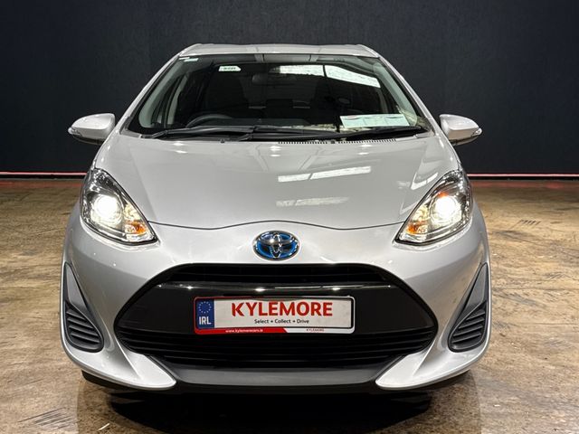 Image for 2019 Toyota Aqua 1.5 HYBRID AUTOMATIC - A/C HEATING CONTROLS