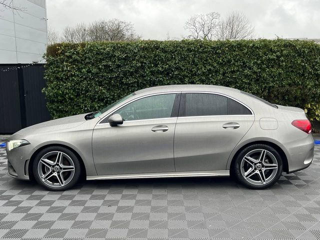 Image for 2021 Mercedes-Benz A Class A200d AMG-LINE PREMIUM PLUS // VIRTUAL COCKPIT // FULL SERVICE HISTORY // 18" DIAMOND CUT ALLOYS