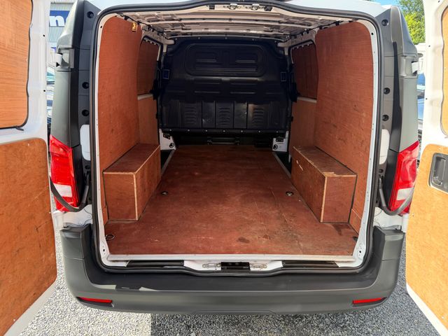 Image for 2022 Mercedes-Benz Vito 