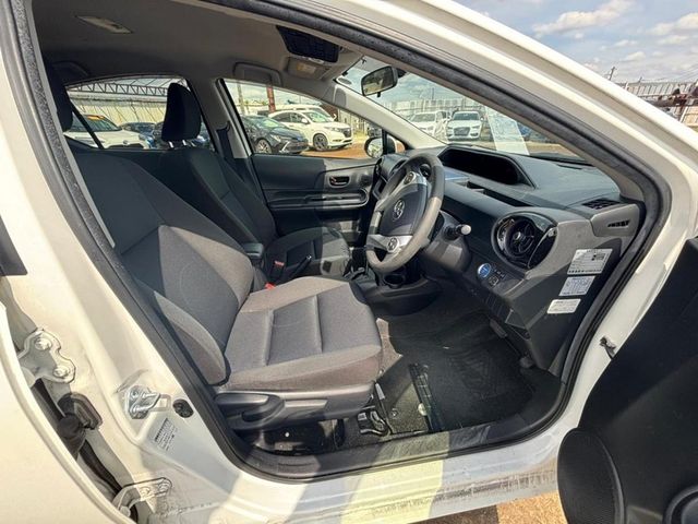 Image for 2016 Toyota Aqua S