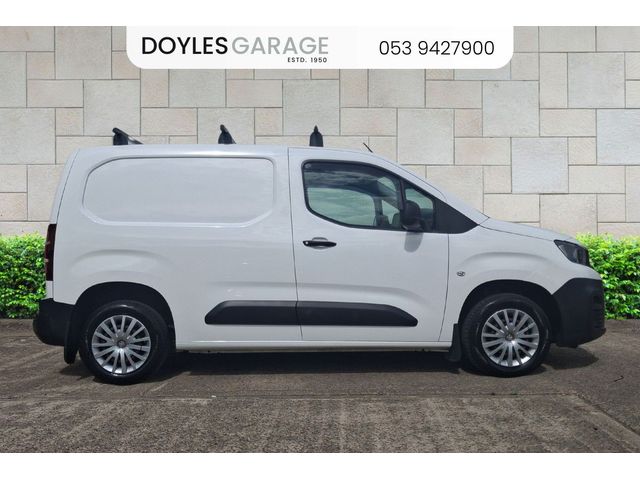 Image for 2021 Peugeot Partner Professional 1.5 Blue HDi Diesel 75bhp