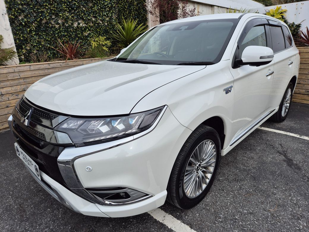 Image for 2021 Mitsubishi Outlander 2.4 PHEV / INTENSE SAFETY PACK / TAX €140 