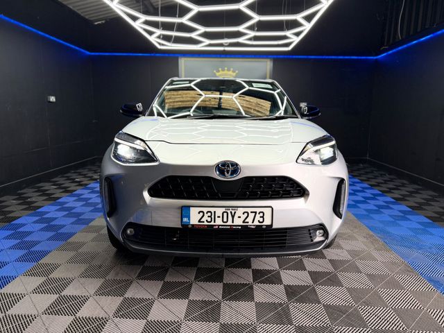 Image for 2023 Toyota Yaris Cross 1.5 Hybrid Luna Sport