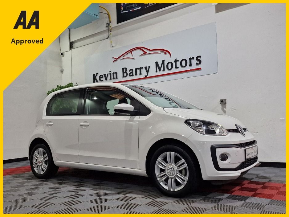 Image for 2020 Volkswagen up! 1.0 HIGHLINE AUTOMATIC **TOP SPEC / LOW MILEAGE / 15" ALLOY WHEELS / AIR CONDITIONING / CRUISE CONTROL / HEATED FRONT SEATS / REAR PARKING ASSIST / FULL SERVICE RECORD**