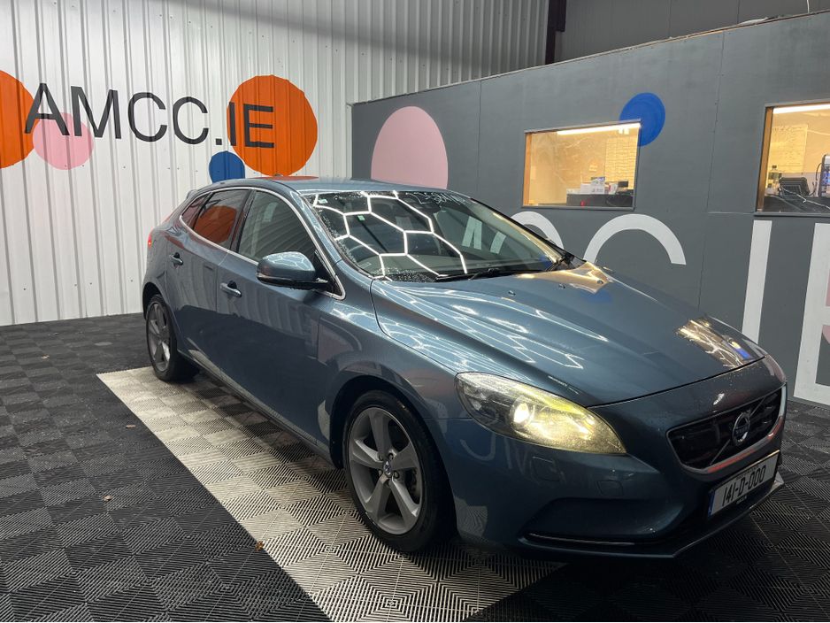 Image for 2014 Volvo V40 €10950 2014 VOLVO V40 T4 SE 1.6 AUTOMATIC / CRUISE CONTROL / REVERSE CAMERA / ELECTRIC MEMORY & HEATED SEATS