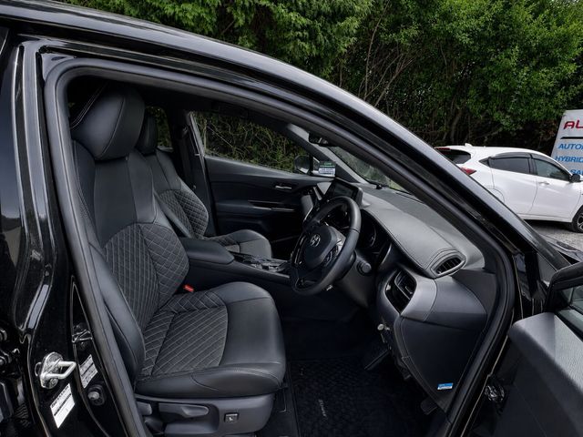 Image for 2022 Toyota C-HR 1.8 HYBRID LUNA