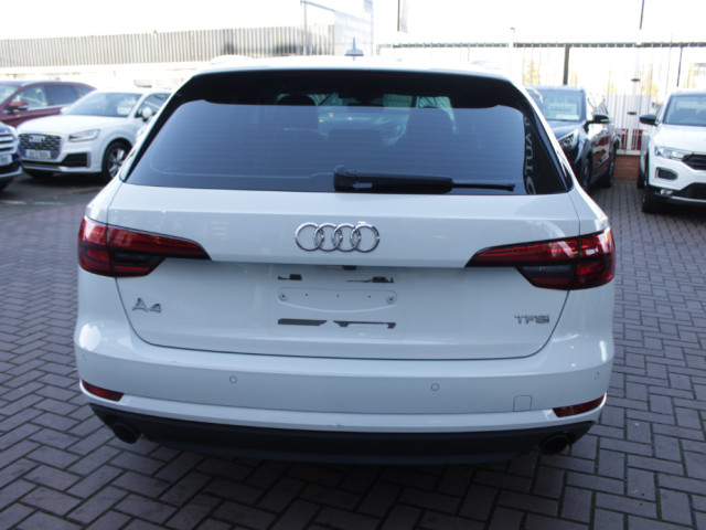 Image for 2017 Audi A4 Avant 