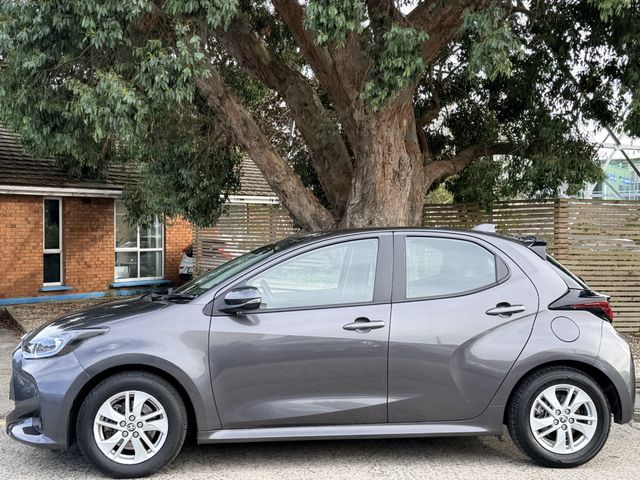 Image for 2024 Toyota Yaris Hybrid 1.5 Luna