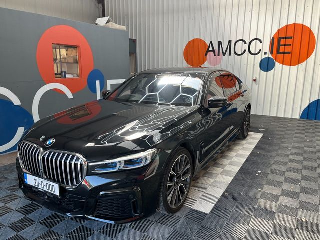 Image for 2021 BMW 7 Series 2021 BMW 745E M-SPORT 3.0 AUTOMATIC / CRUISE CONTROL / PARKING CAMERA / ELECTRIC MEMORY & HEATED SEATS / PADDLE SHIFTERS / AMBIENT LIGHTS AND MORE